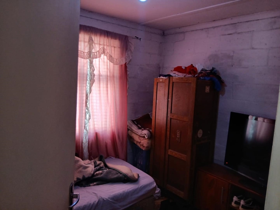 2 Bedroom Property for Sale in Dalvale Western Cape